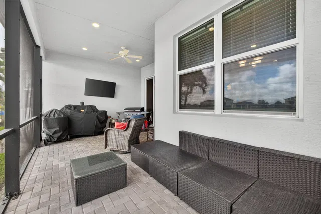 Residence photo 30