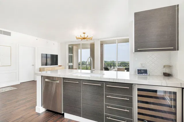 CityPlace South Tower Unit 622 photo 10