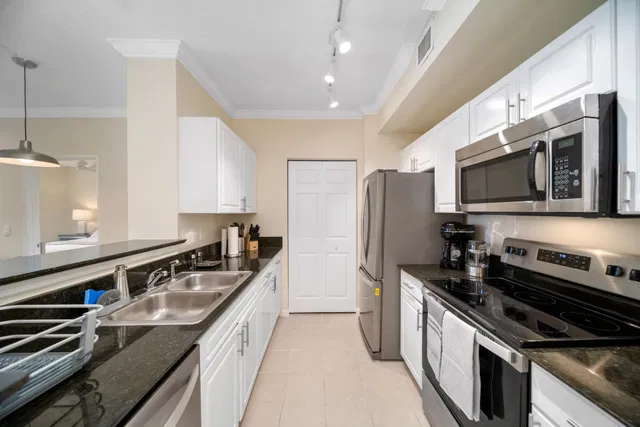 Courtyards in Cityplace Unit 301 photo 7