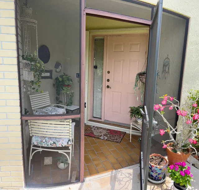 Residence photo 23