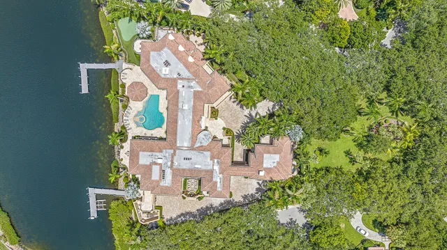 Admirals Cove Residence photo 5