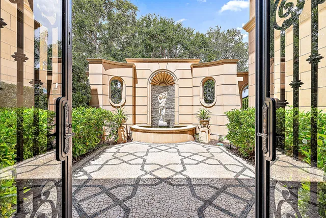 Admirals Cove Residence photo 15