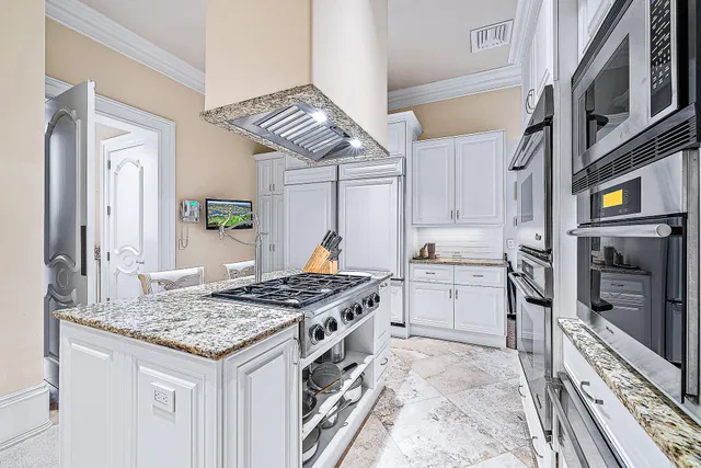 Admirals Cove Residence photo 23