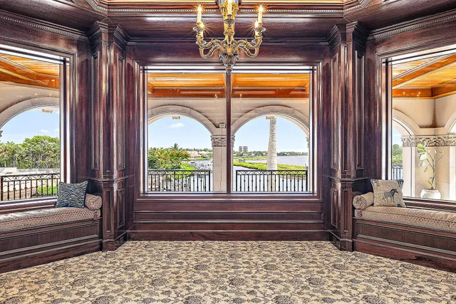 Admirals Cove Residence photo 28
