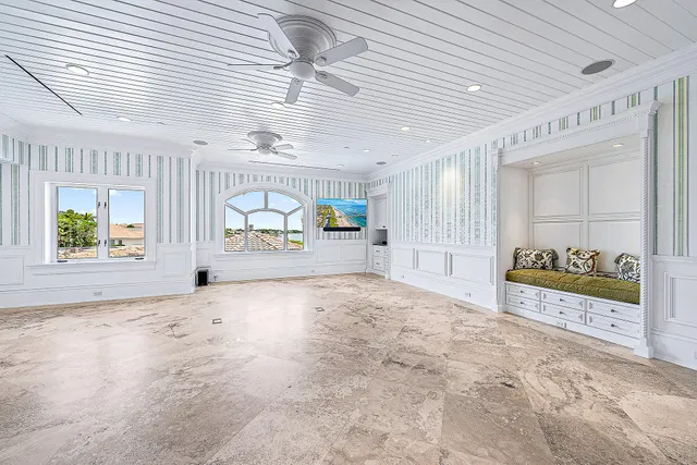 Admirals Cove Residence photo 33