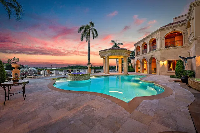 Admirals Cove Residence photo 43