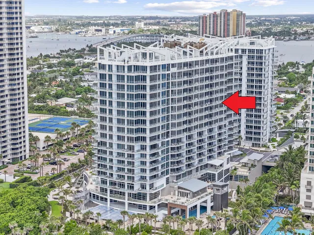 Amrit Ocean Resort & Residences Unit H1401 photo 3