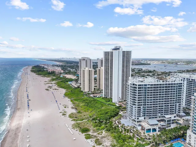 Amrit Ocean Resort & Residences Unit H1401 photo 6