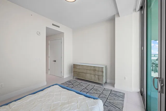 Amrit Ocean Resort & Residences Unit H1401 photo 23