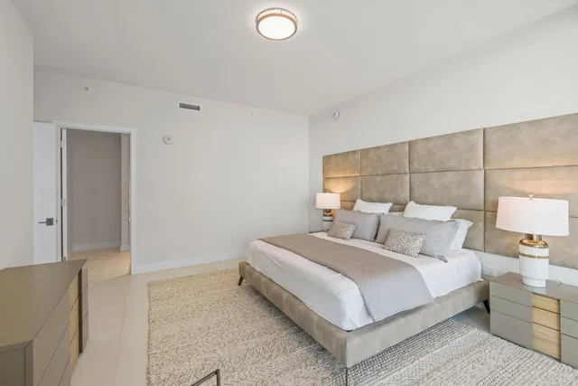 Amrit Ocean Resort & Residences Unit H1401 photo 26