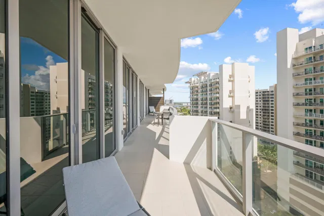 Amrit Ocean Resort & Residences Unit H1401 photo 30