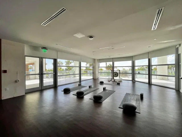 Amrit Ocean Resort & Residences Unit H1401 photo 33