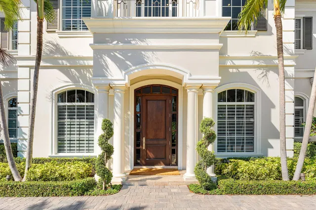 Royal Palm Yacht and Country Club Residence photo 6