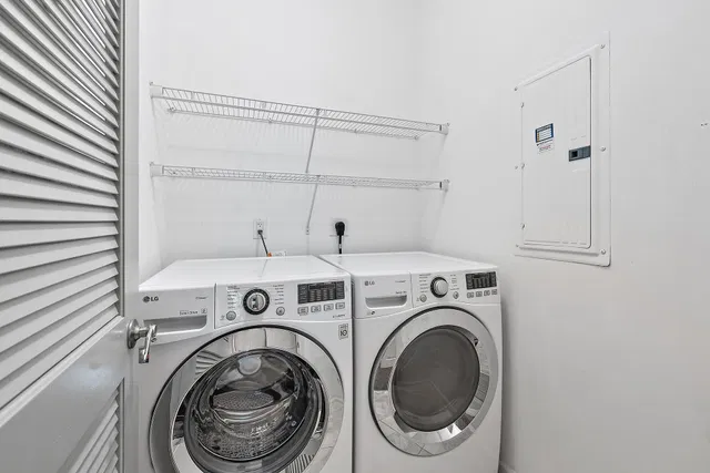 The Metropolitan Unit 110 photo 12