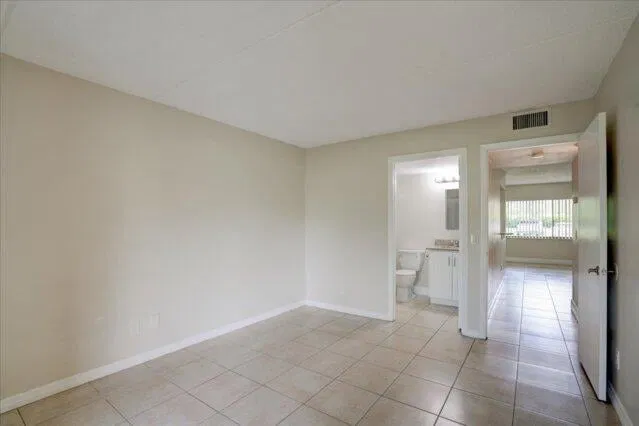 Residence photo 15