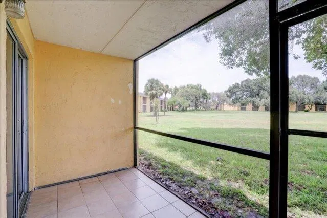 Residence photo 26