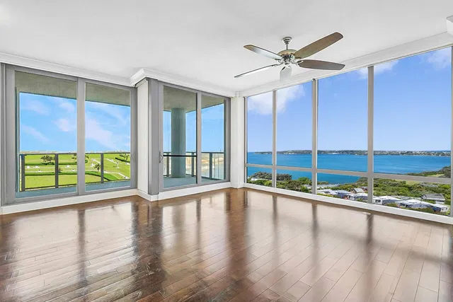 Water Club North Palm Beach Unit 1502 photo 2