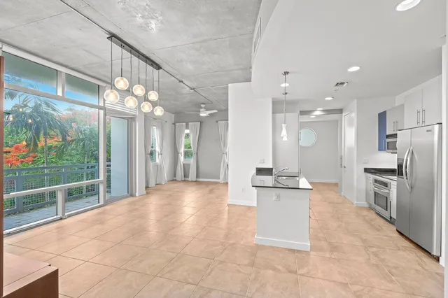 The Meridian Unit 201 photo 3
