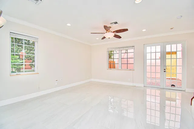 Canterbury Place Residence photo 5