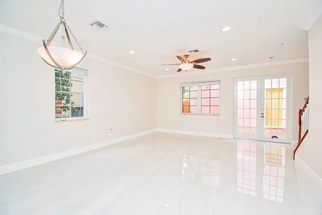 Canterbury Place Residence photo 8