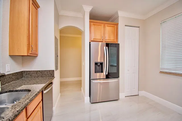 Canterbury Place Residence photo 15