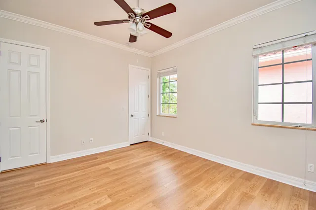 Canterbury Place Residence photo 17