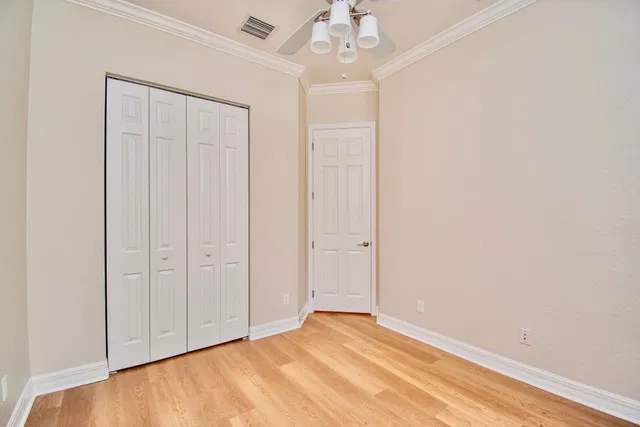 Canterbury Place Residence photo 23