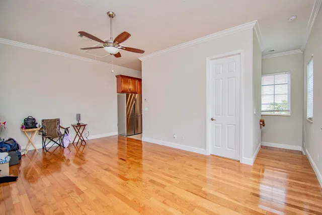 Canterbury Place Residence photo 31