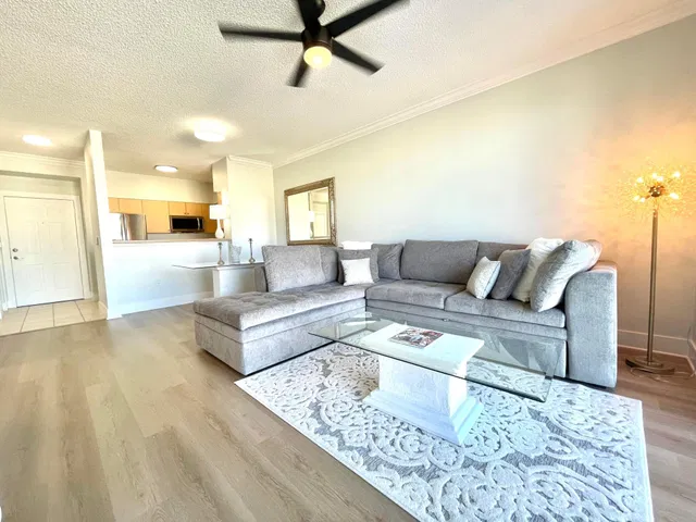 The Montecito Unit 805 photo 6