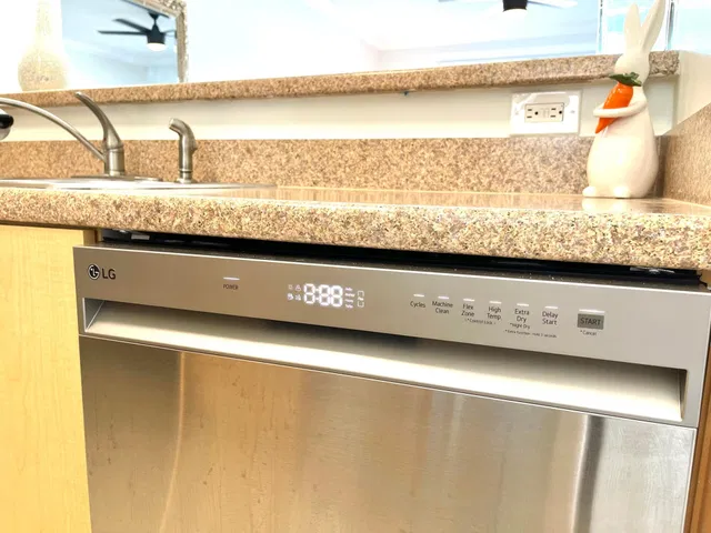 The Montecito Unit 805 photo 57