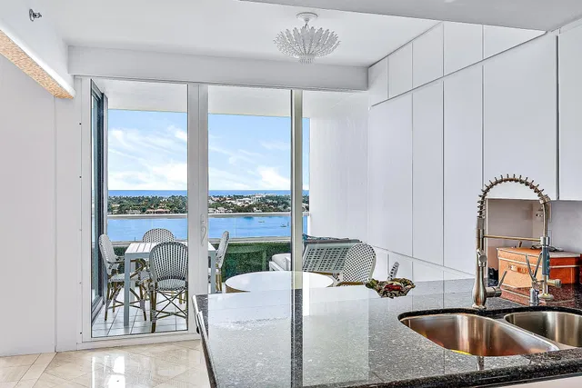 The Plaza of The Palm Beaches Unit 16b photo 10