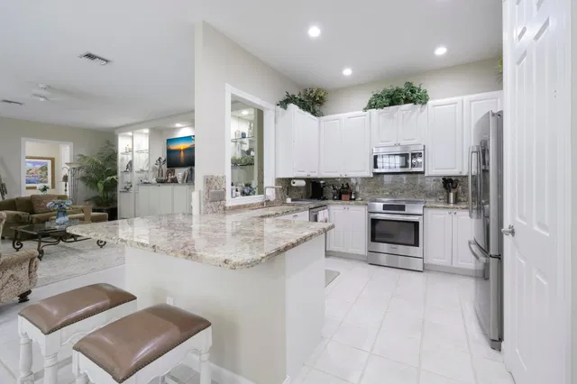 Island at Abacoa Residence photo 17