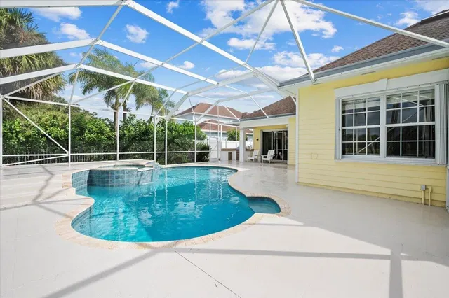 Island at Abacoa Residence photo 26