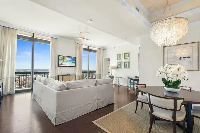One City Plaza Unit 1602 photo 8