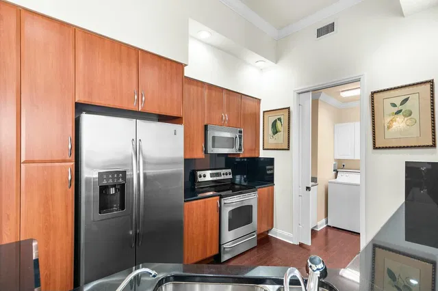 One City Plaza Unit 1602 photo 11