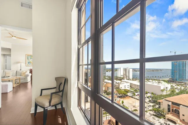 One City Plaza Unit 1602 photo 14