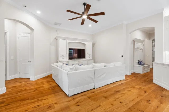 Canterbury Place Residence photo 15
