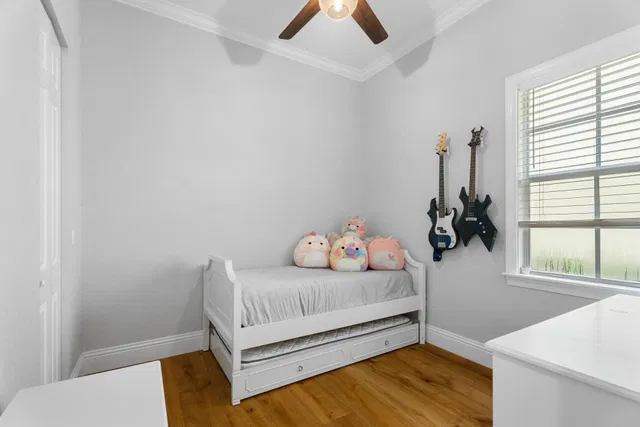 Canterbury Place Residence photo 29