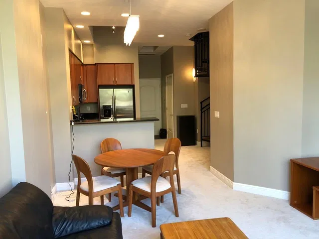 One City Plaza Unit 423 photo 8