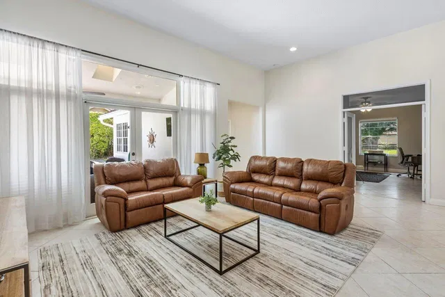 Colonnade Boca Raton Residence photo 8
