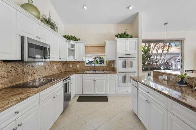 Colonnade Boca Raton Residence photo 13