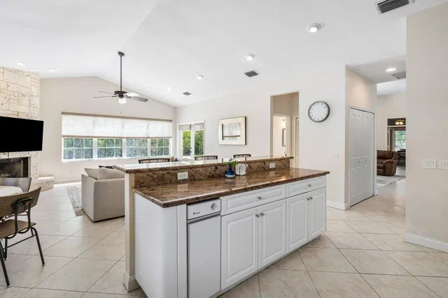 Colonnade Boca Raton Residence photo 14