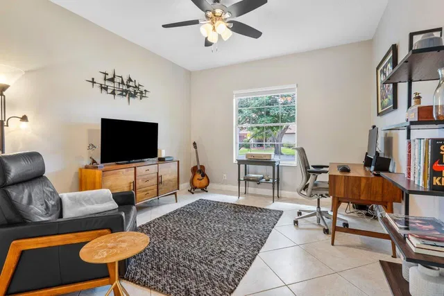 Colonnade Boca Raton Residence photo 23