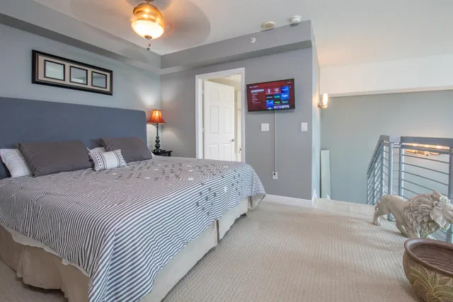 610 Clematis Unit 317 photo 14