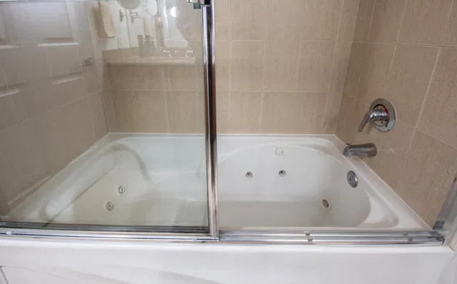 610 Clematis Unit 317 photo 35