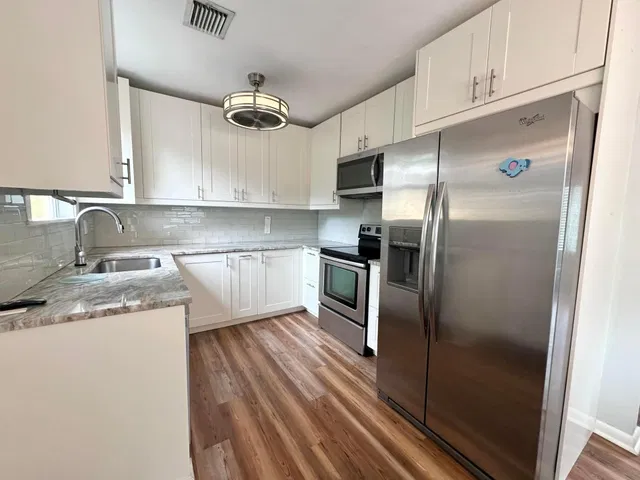 NOMAR West Palm Beach Residence photo 12