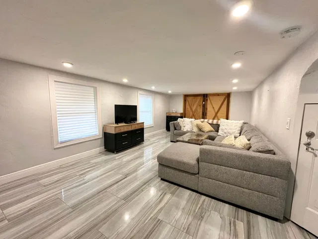 NOMAR West Palm Beach Residence photo 34