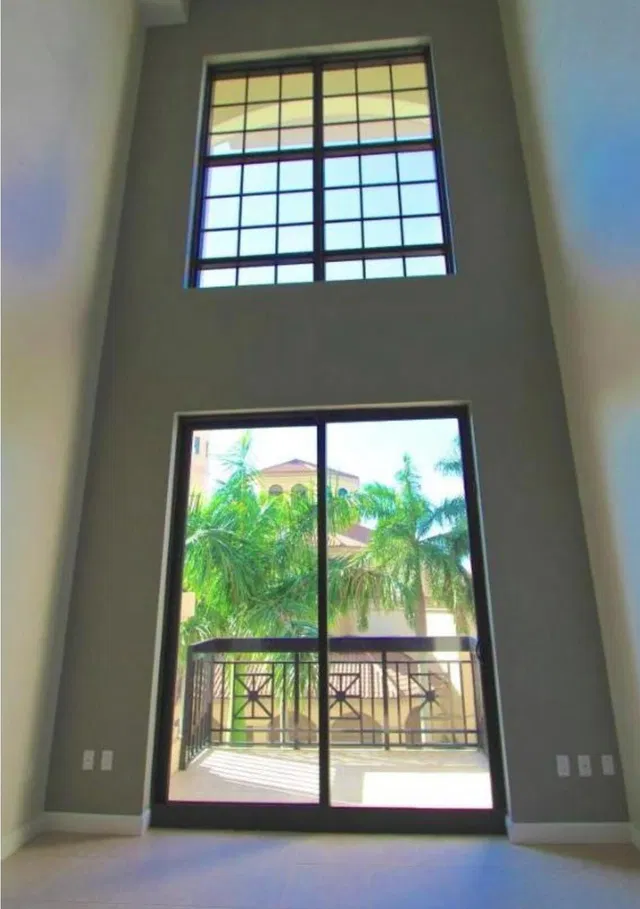 One City Plaza Unit 213 photo 3