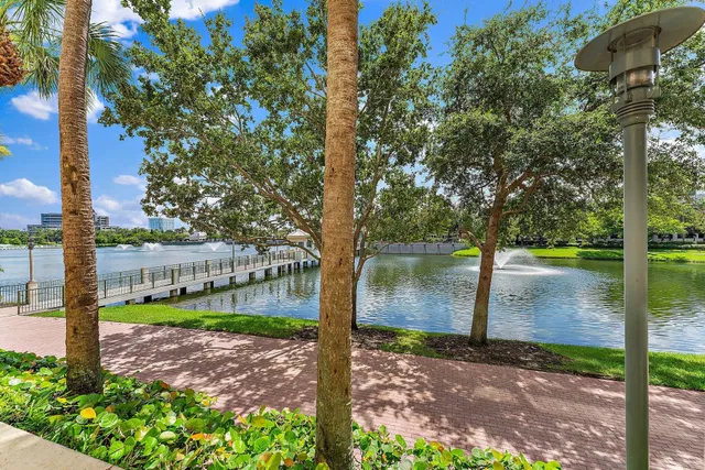 The Landmark Palm Beach Gardens Unit 102c photo 3