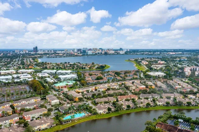 Cityside West Palm Beach Unit 4 photo 34